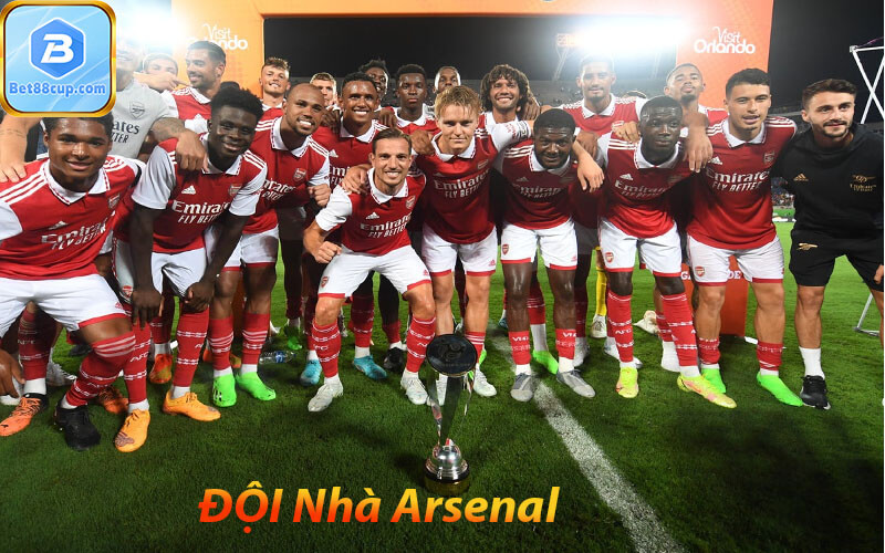 Đội nhà Arsenal